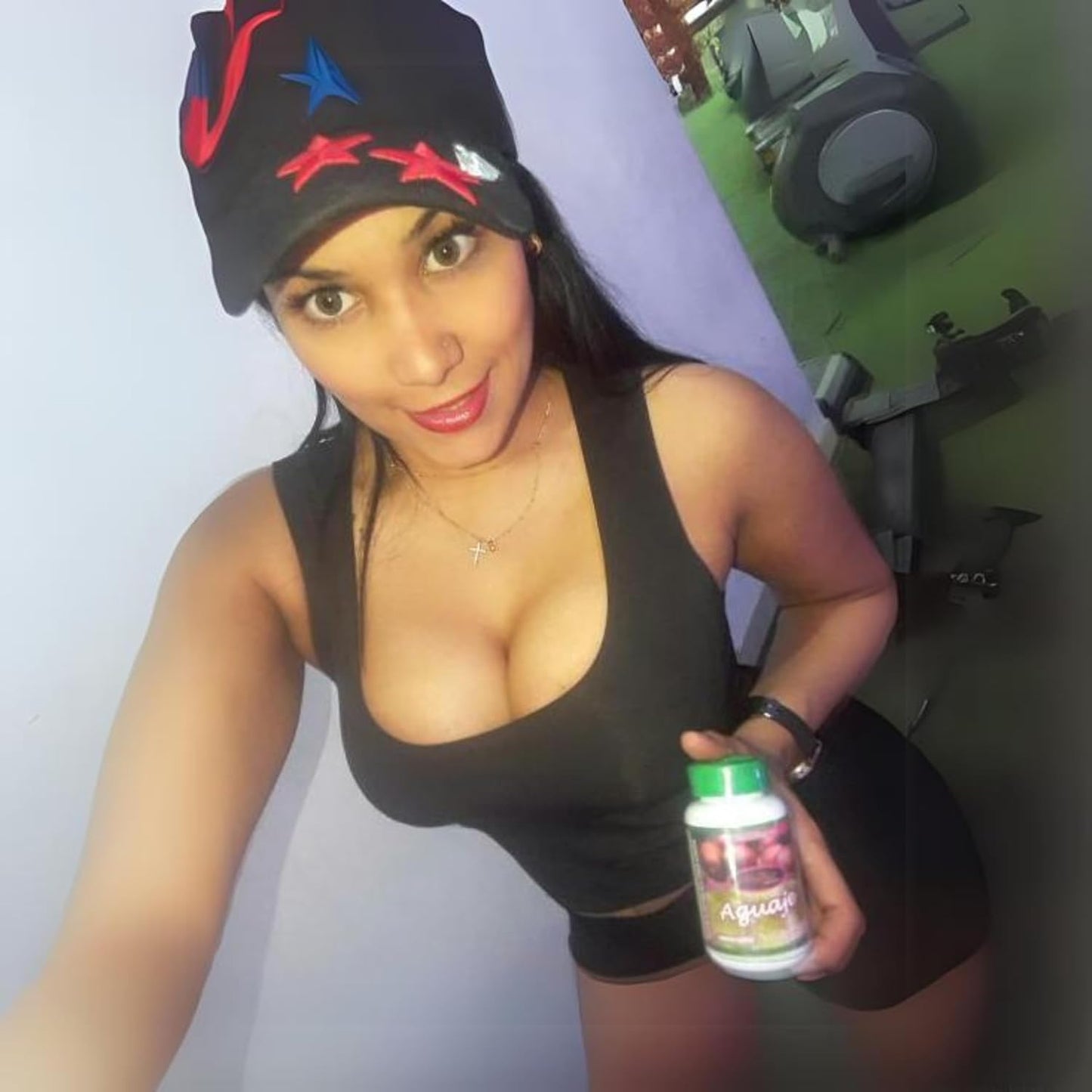100% Natural Aguaje CurvyFruit Pills from Peru - 550mg x 100 Capsules for Curves (1 Month Supply)