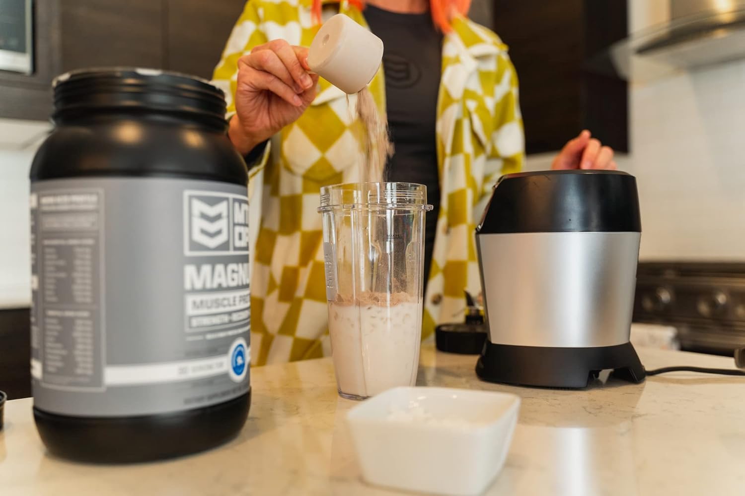 mtn-ops-magnum-strawberries-cream-protein-powder---30-servings-23g-whey-isolate-protein-bcaas-zero-sugar-gluten-free-7