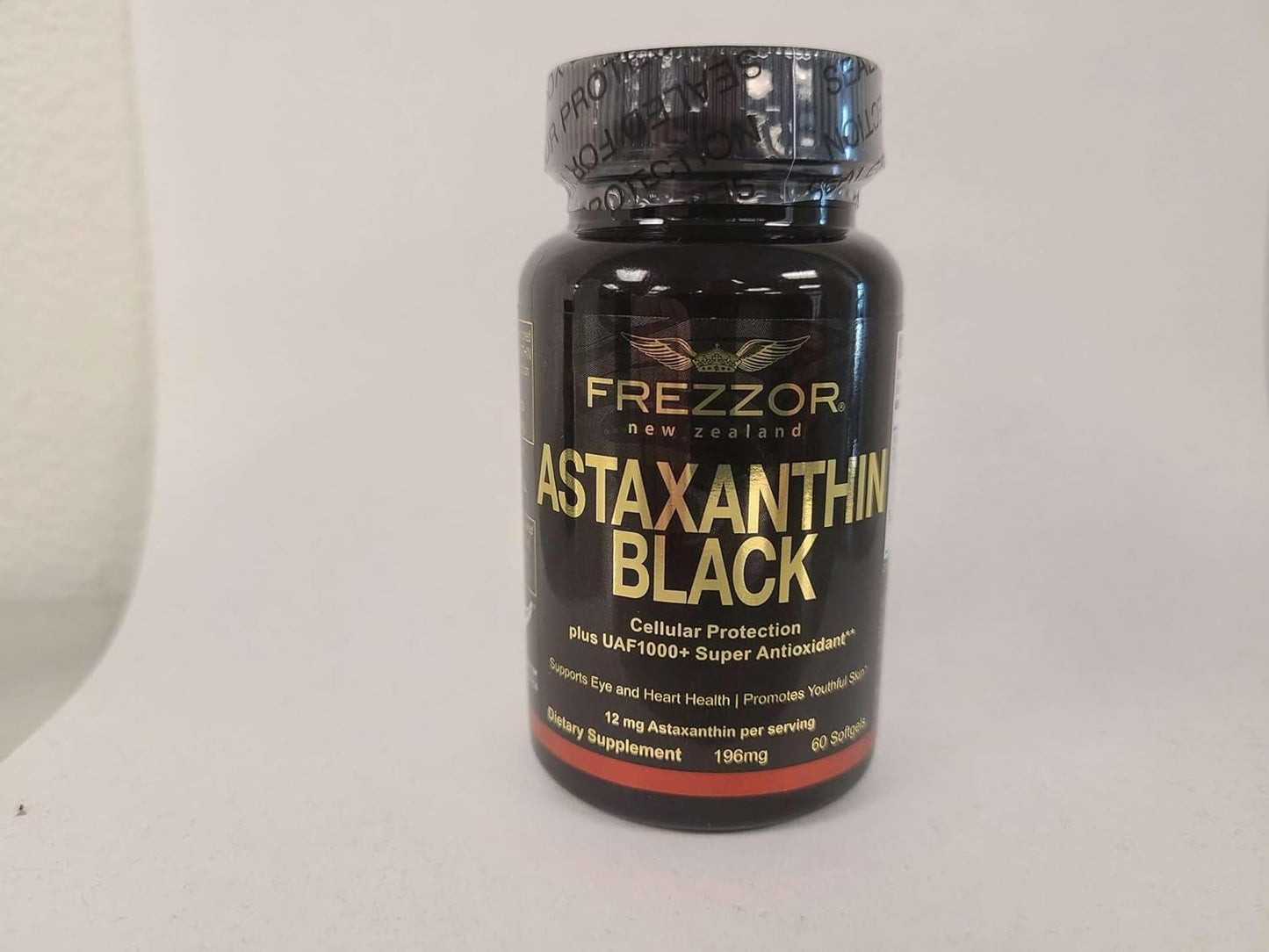 FREZZOR Astaxanthin Black Softgels - Heart, Eye & Brain Health, Anti-Aging Skincare - 12mg Astaxanthin, 360 Softgels, 6 Month Supply - Espot.com.au