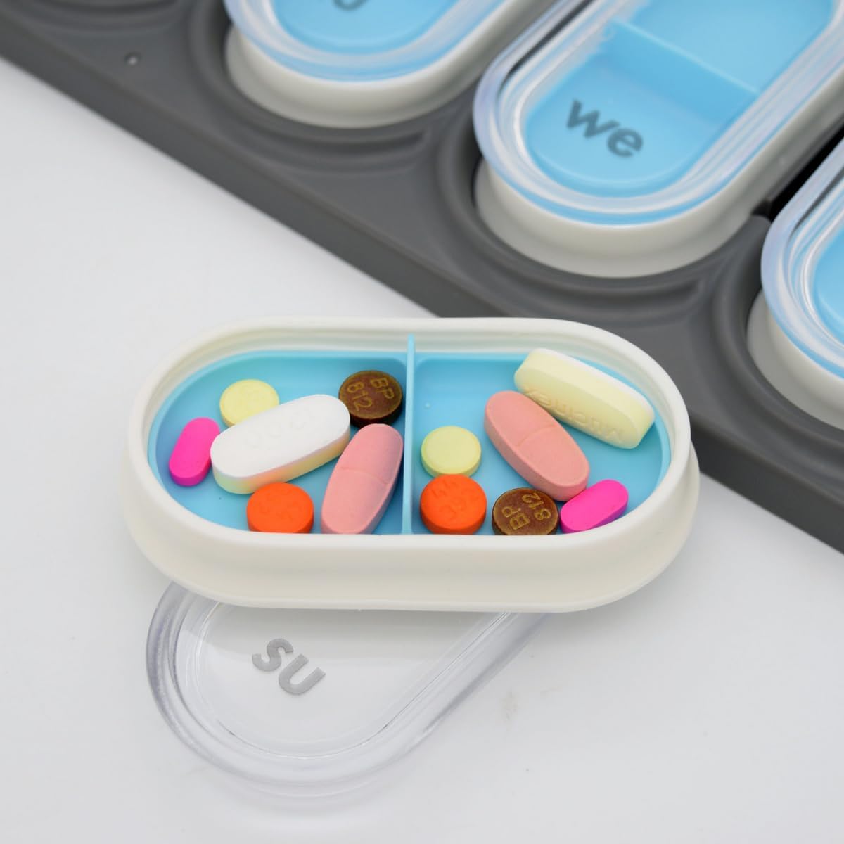 large-7-day-pill-organizer-with-removable-pods---spacious-medication-carrier-for-daily-health-management-and-travel-4