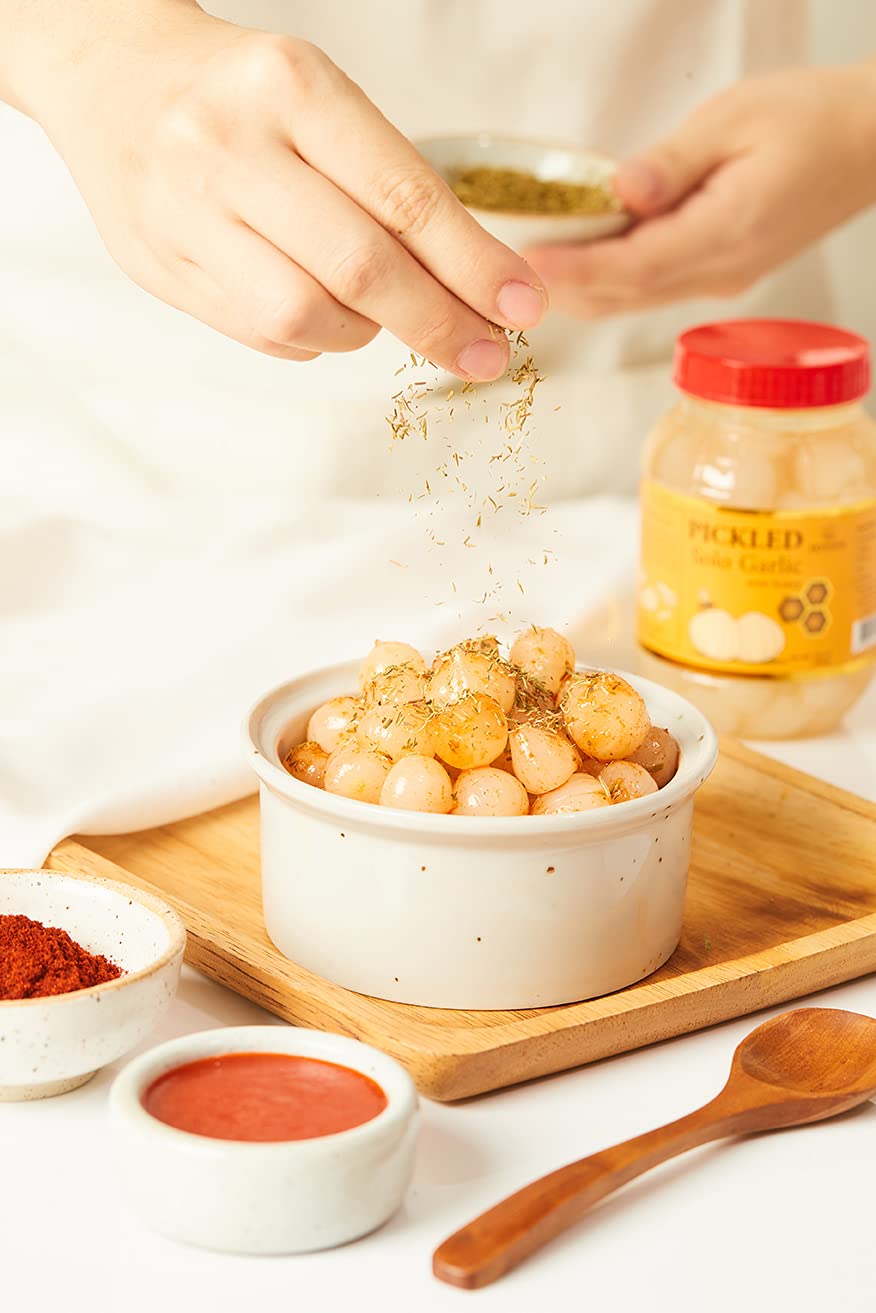 homtiem-pickled-solo-garlic-with-honey---704-oz-200g---no-additives-or-preservatives---ideal-for-spicy-pickled-garlic-salads-and-antipasto---healthy-food-option-for-recipes-6