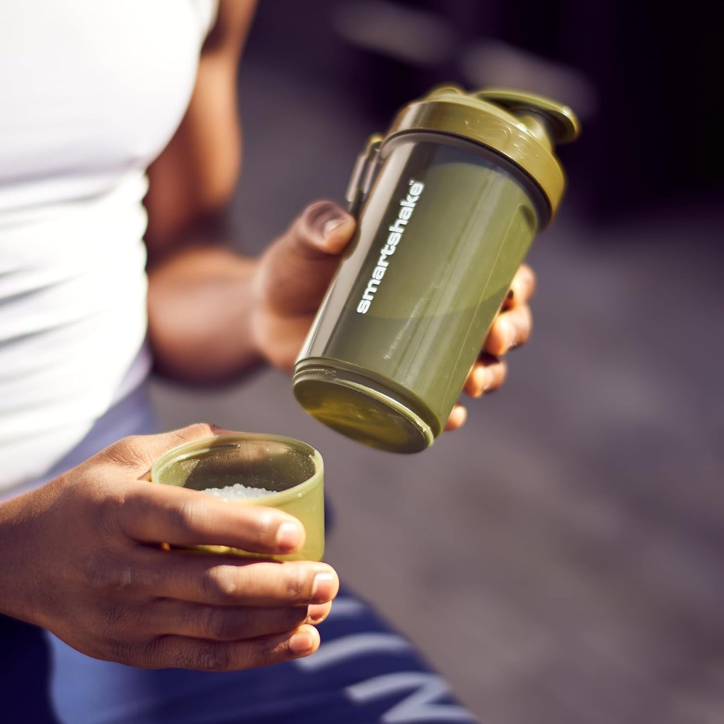 800ml-smartshake-o2go-one-protein-shaker-bottle---leakproof-screw-on-lid-bpa-free-27oz-mist-gray---unisex-7