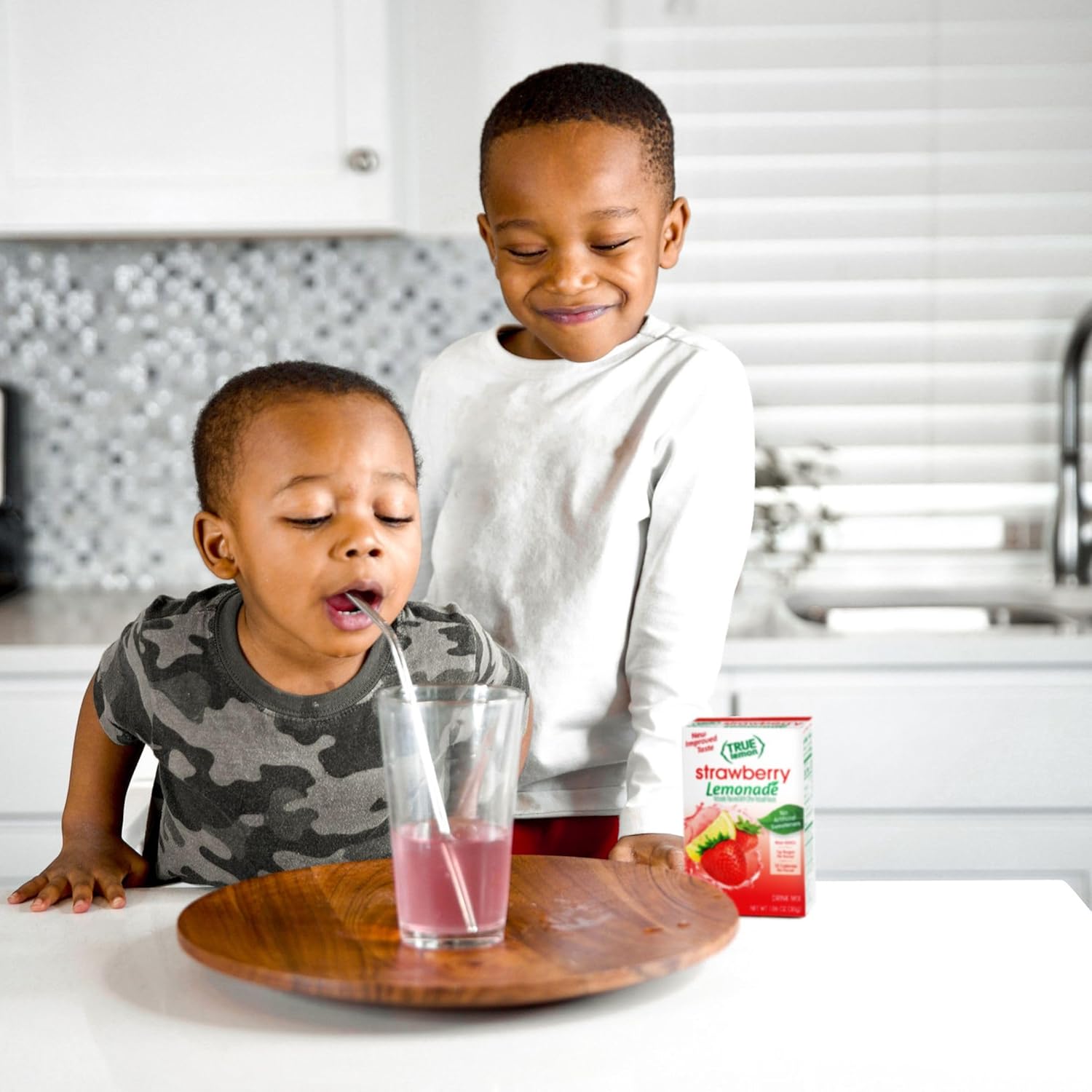 true-citrus-strawberry-lemonade-water-enhancer-drink-mix---30-count-low-calorie-powdered-mix-packets-with-stevia-for-flavorful-water-8