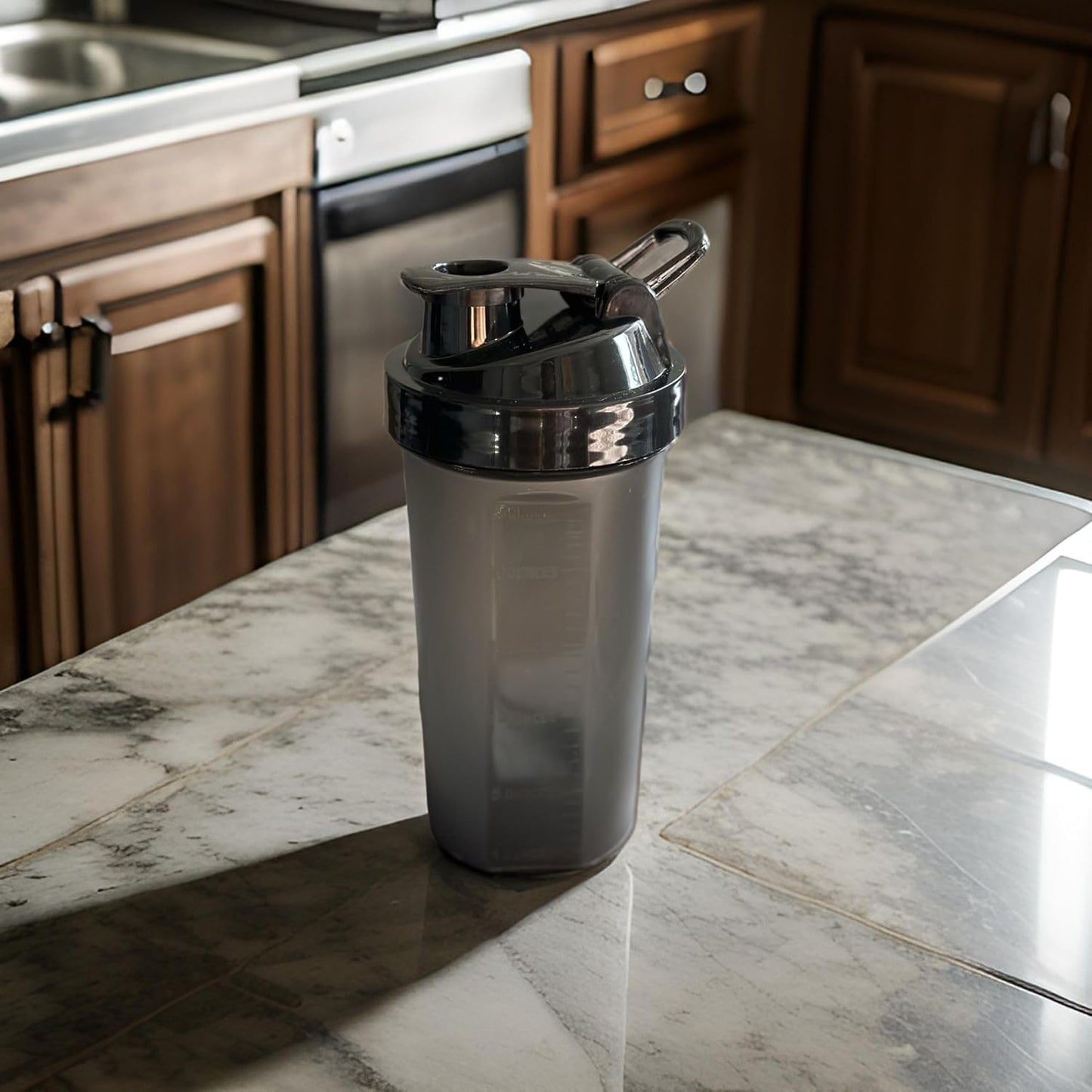 700ml-pro-gym-shaker-bottle---leak-proof-bpa-free-ideal-for-protein-shakes-smoothies-supplements---charcoal-black-2