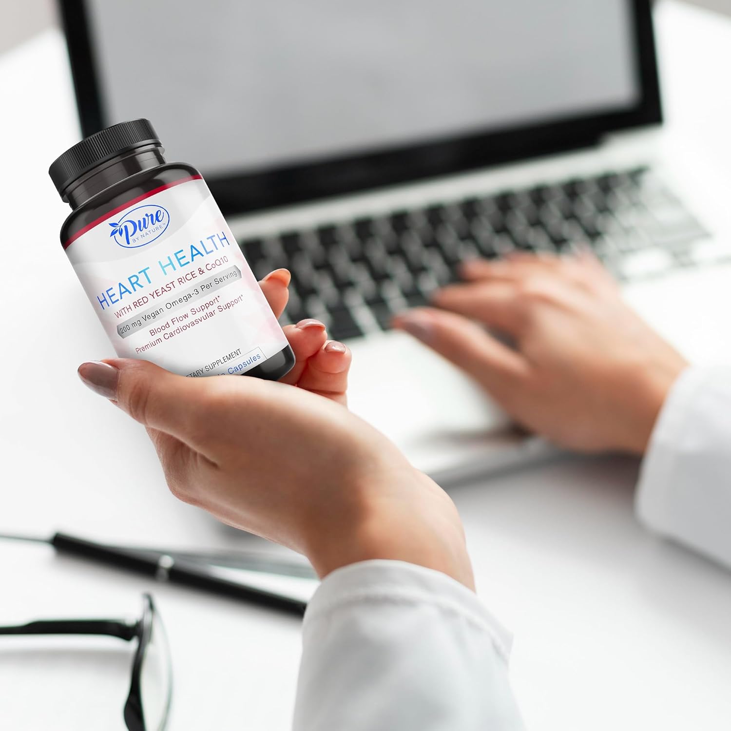 Red Yeast Rice & CoQ10 Supplement for Vascular Health & Blood Flow - 30 Servings (120 Veg Capsules) - Pure By Nature - Espot.com.au