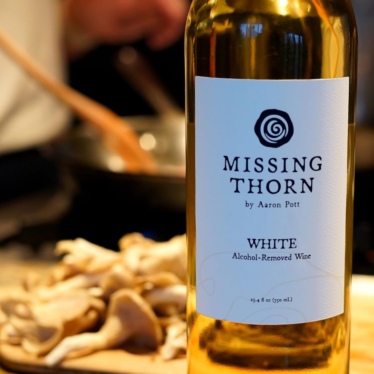 aaron-potts-missing-thorn-white-alcohol-removed-albario-wine-clean-non-alcoholic-wine-with-tropical-fruit-notes---low-sugar-vegan-gluten-free-6