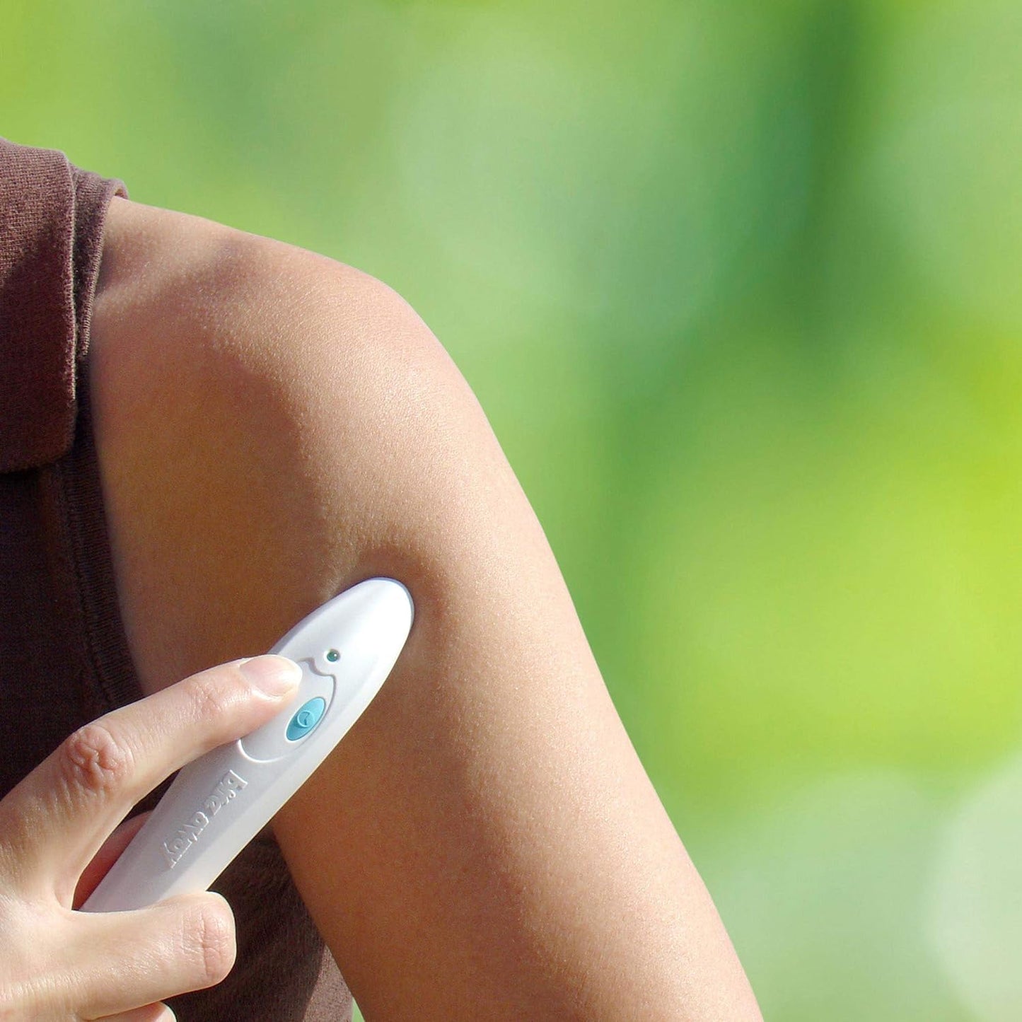bite away - Original Electronic Mosquito Bite Treatment, German-Made Without Chemicals. Heat Therapy for up to 300 Applications - Espot.com.au