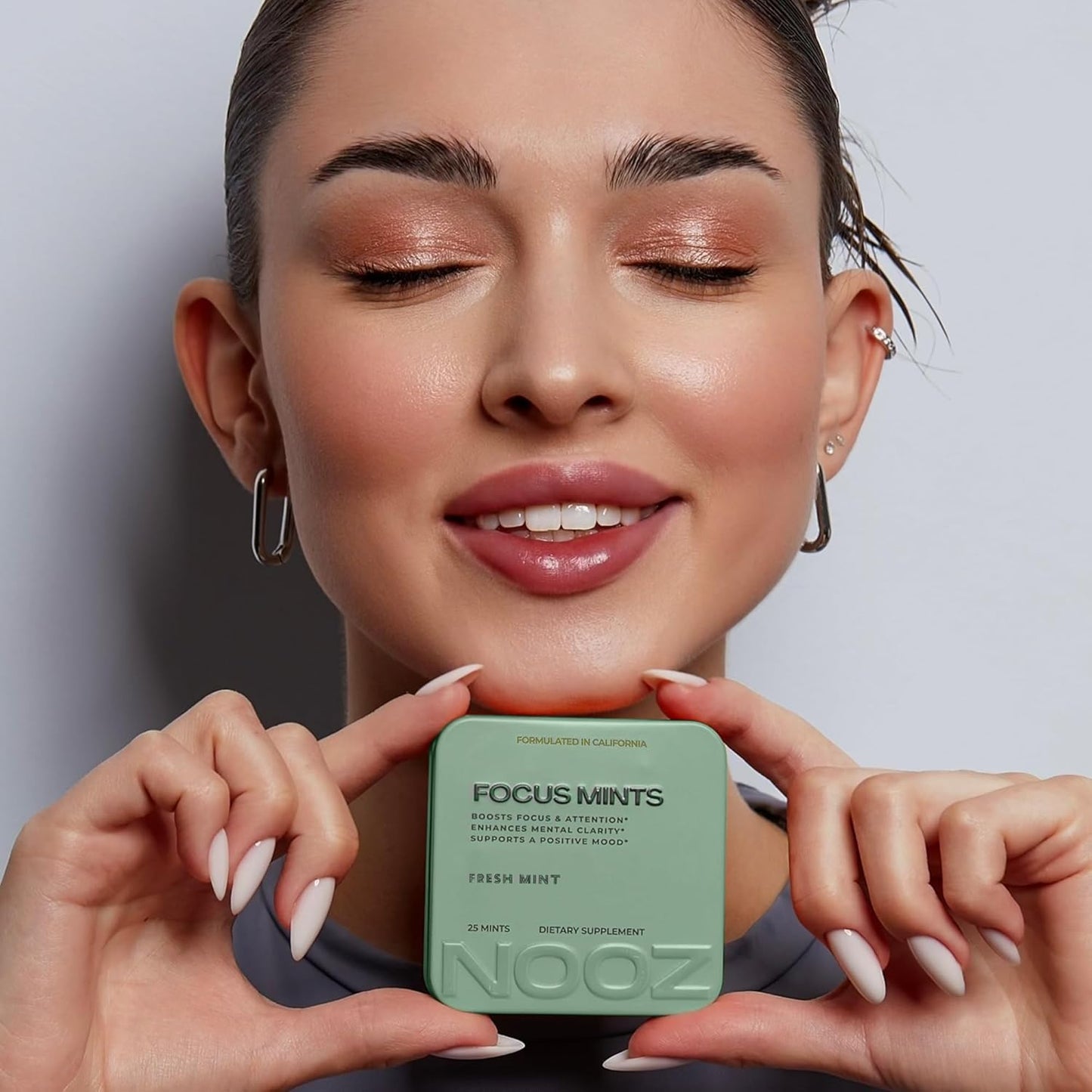 Caffeine-Free Brain Boosting Mints for Mental Clarity - Fresh Mint Flavor | Sugar-Free with Vitamins C, B6, B12 - Non-GMO, Travel-Friendly - 25 Mints