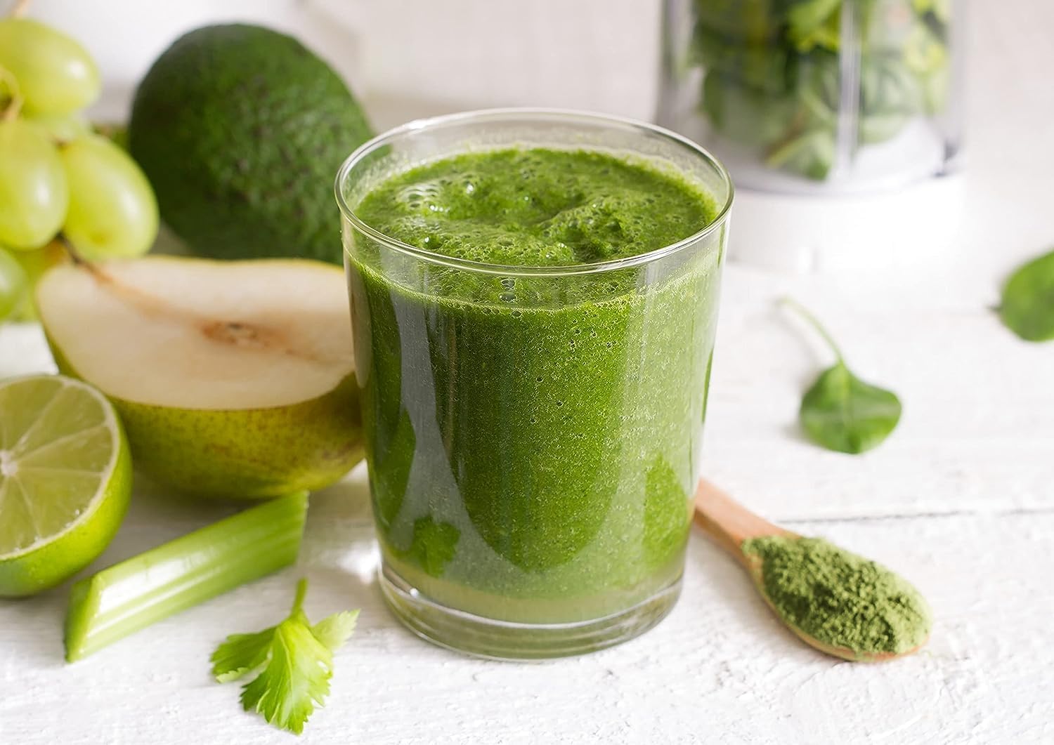 Organic Alfalfa Powder 4oz - Non-GMO Vegan Superfood for Baking, Smoothies, Tea & Drinks - Rich in Fiber & Protein