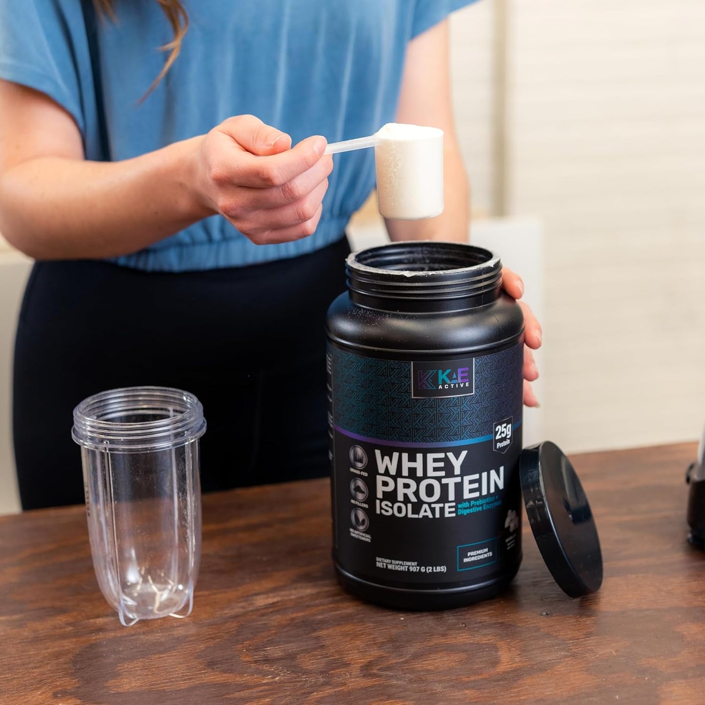 Vanilla Grass-Fed Whey Protein Isolate Powder - 25g Protein, Clean Formula with 5 Ingredients - Easy to Digest.