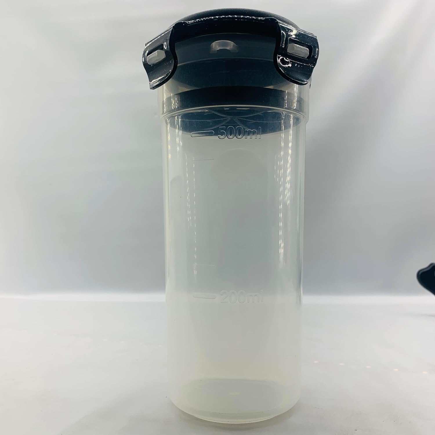 locklock-hpl934h-plastic-drink-mixer-bottle---500-ml-capacity-measurements---clear-container-with-leak-proof-twist-off-lid---steel-gray-sports-cap-4