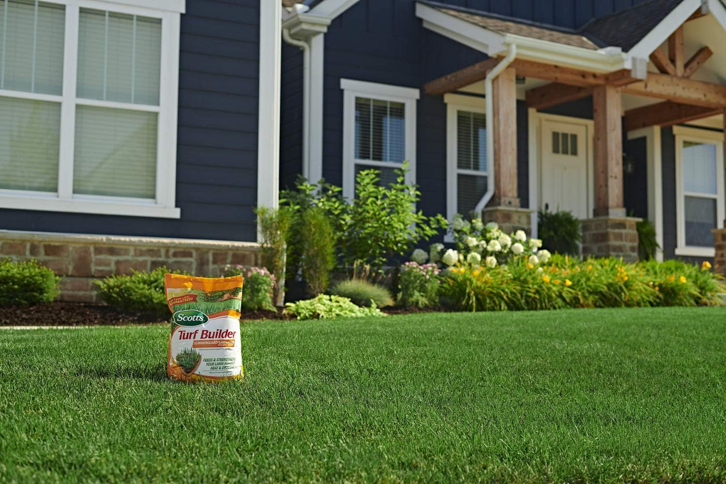scotts-turf-builder-summerguard-lawn-food-with-insect-control---1335-lbs---covers-5000-sq-ft---all-in-one-lawn-care-4