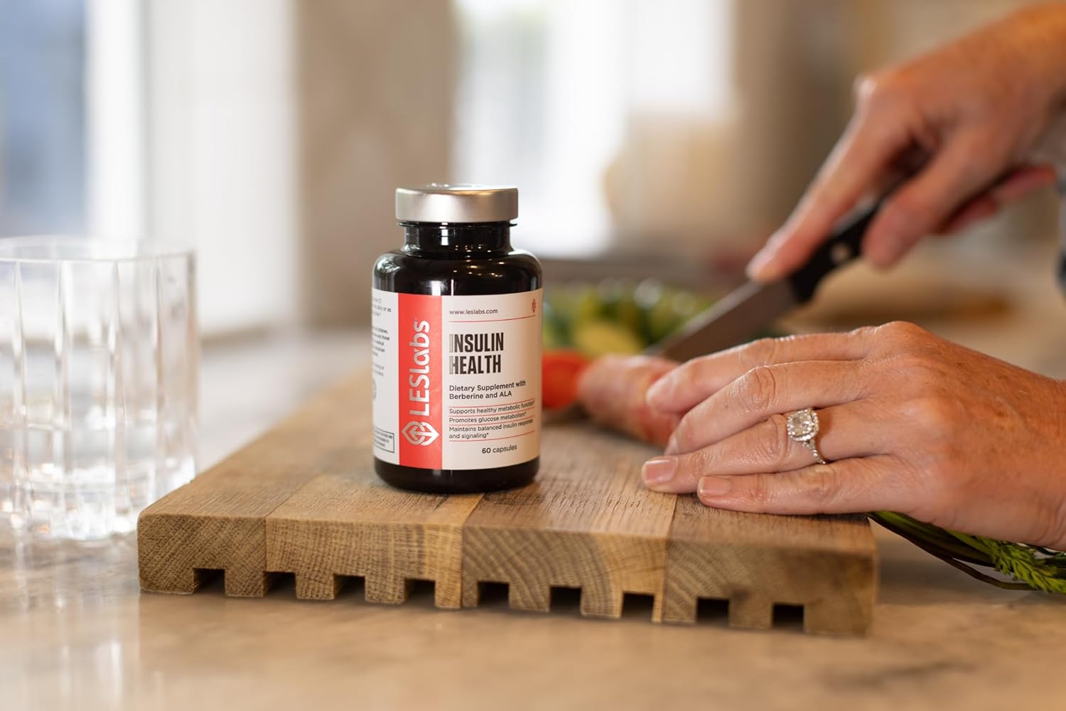 les-labs-metabolic-support-and-stress-relief-bundle---natural-supplements-for-hormonal-balance-and-mental-well-being-4