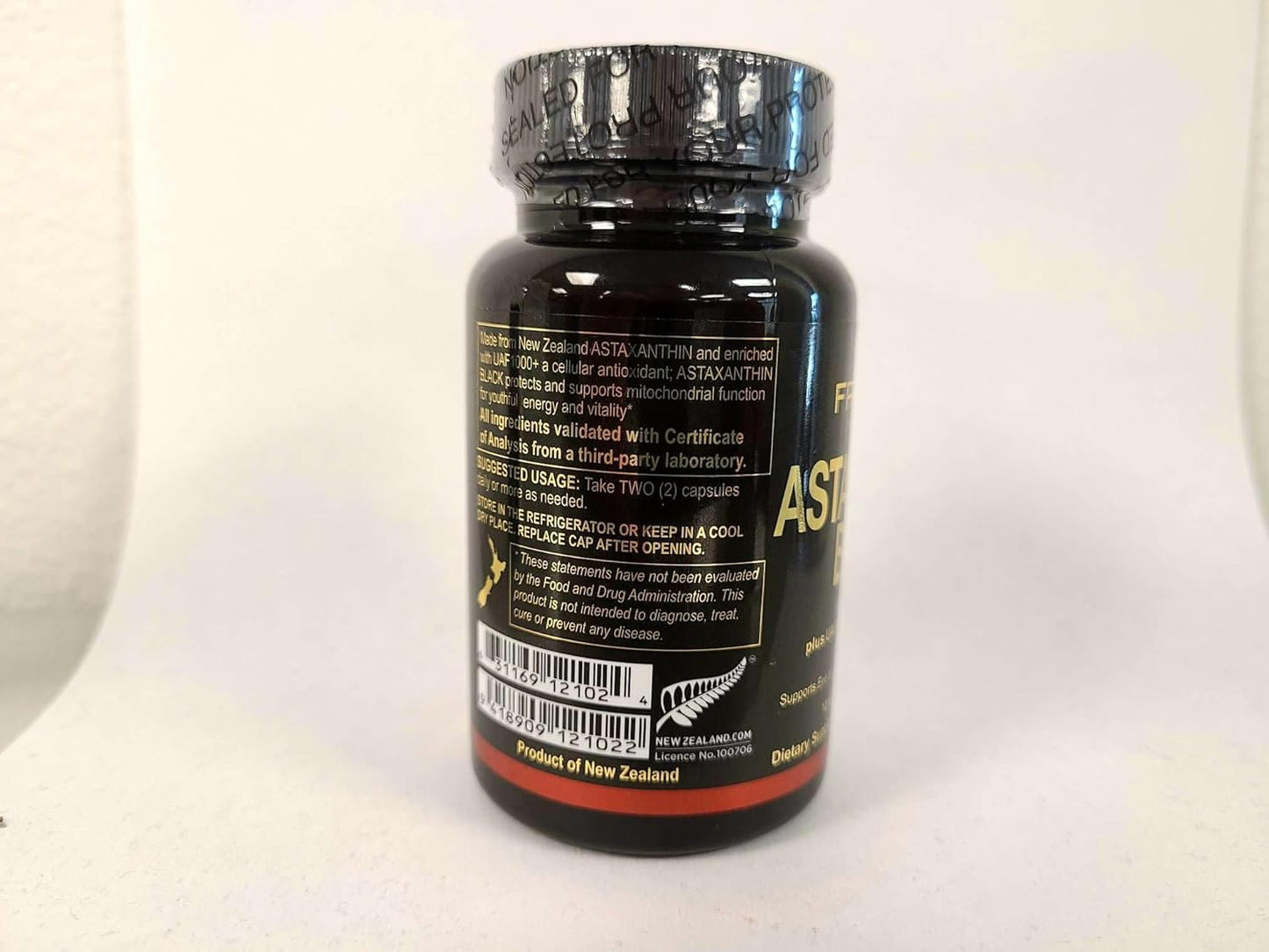 FREZZOR Astaxanthin Black Softgels - Heart, Eye & Brain Health, Anti-Aging Skincare - 12mg Astaxanthin, 360 Softgels, 6 Month Supply - Espot.com.au