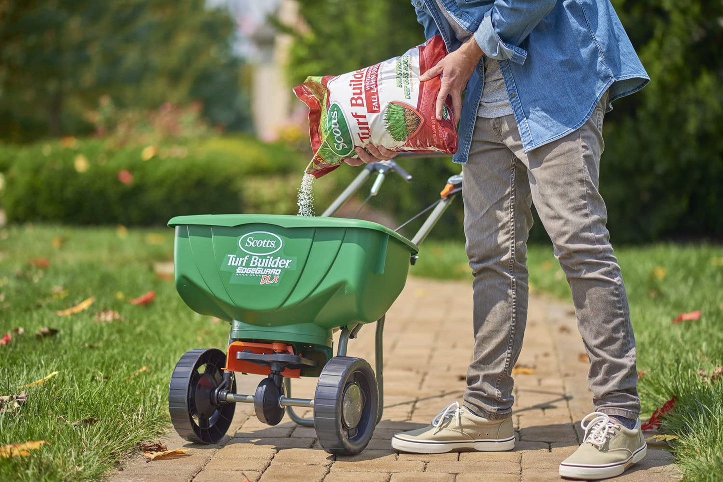 scotts-turf-builder-winterguard-fall-lawn-food-125-lbs---fall-fertilizer-for-strong-grass-roots-2-pack-5000-sq-ft-9