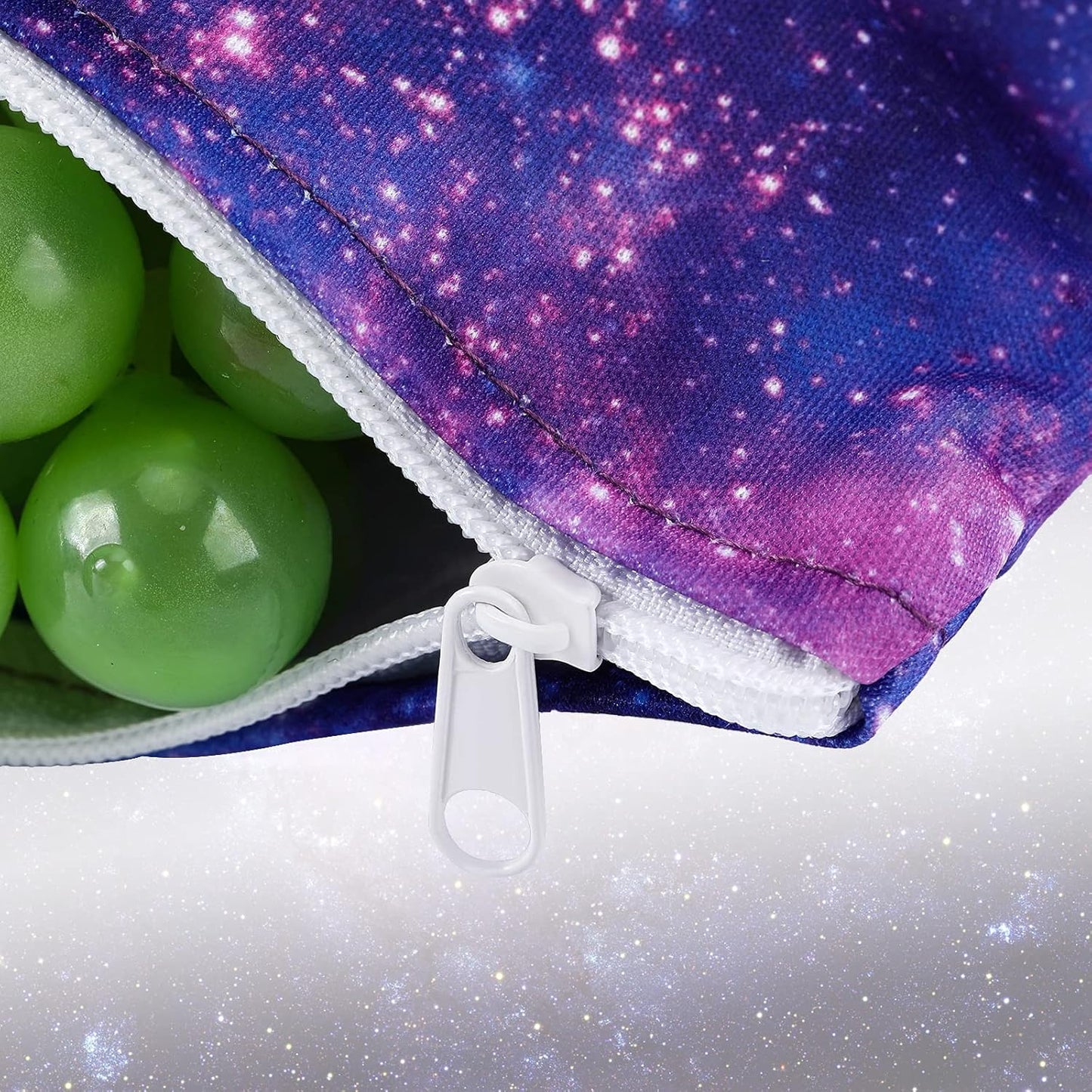 reusable-sandwich-and-snack-bags-set---5-pieces-with-zipper-galaxy-loop-pattern-safe-for-preserves-and-snacks---2-large-2-medium-1-small-4