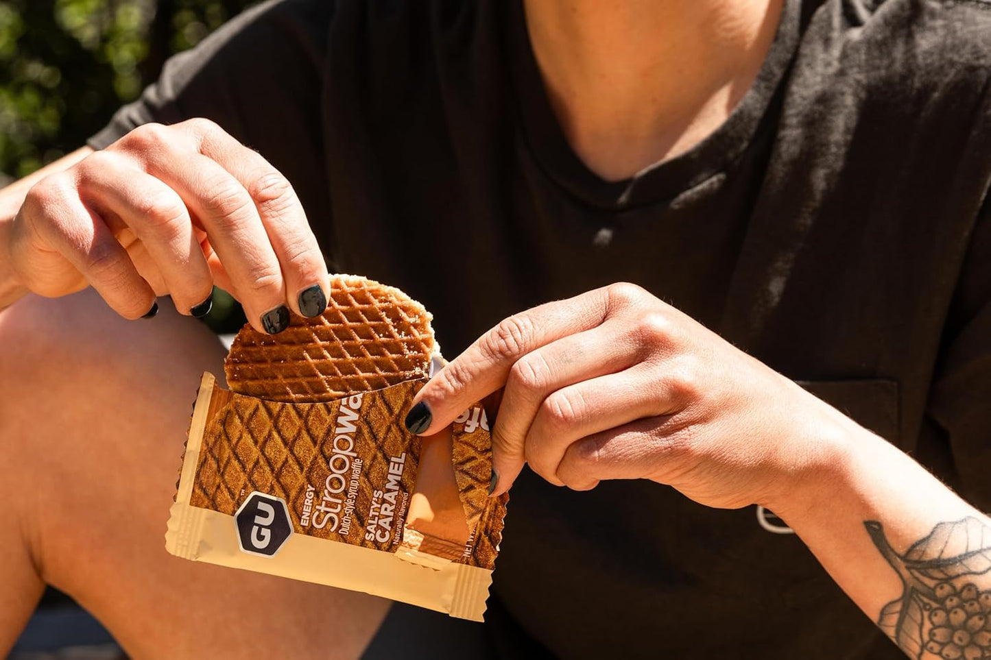 gu-energy-stroopwafel-saltys-caramel-nutrition-waffle---caffeine-free-kosher-dairy-16ct---on-the-go-energy-for-workouts-3