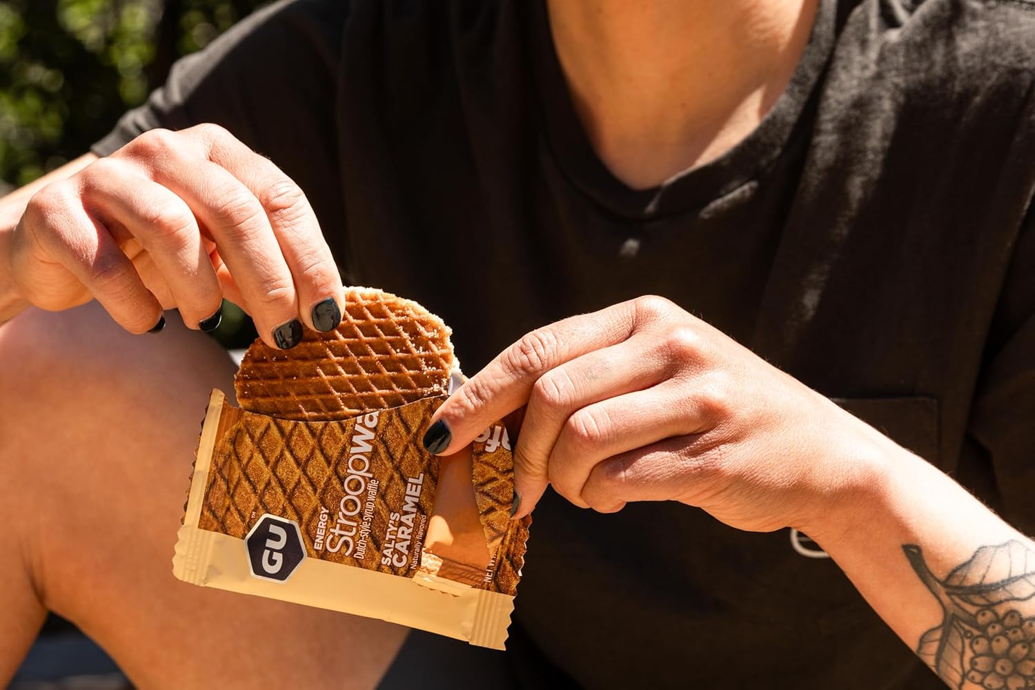 gu-energy-stroopwafel-saltys-caramel-nutrition-waffle---caffeine-free-kosher-dairy-16ct---on-the-go-energy-for-workouts-3