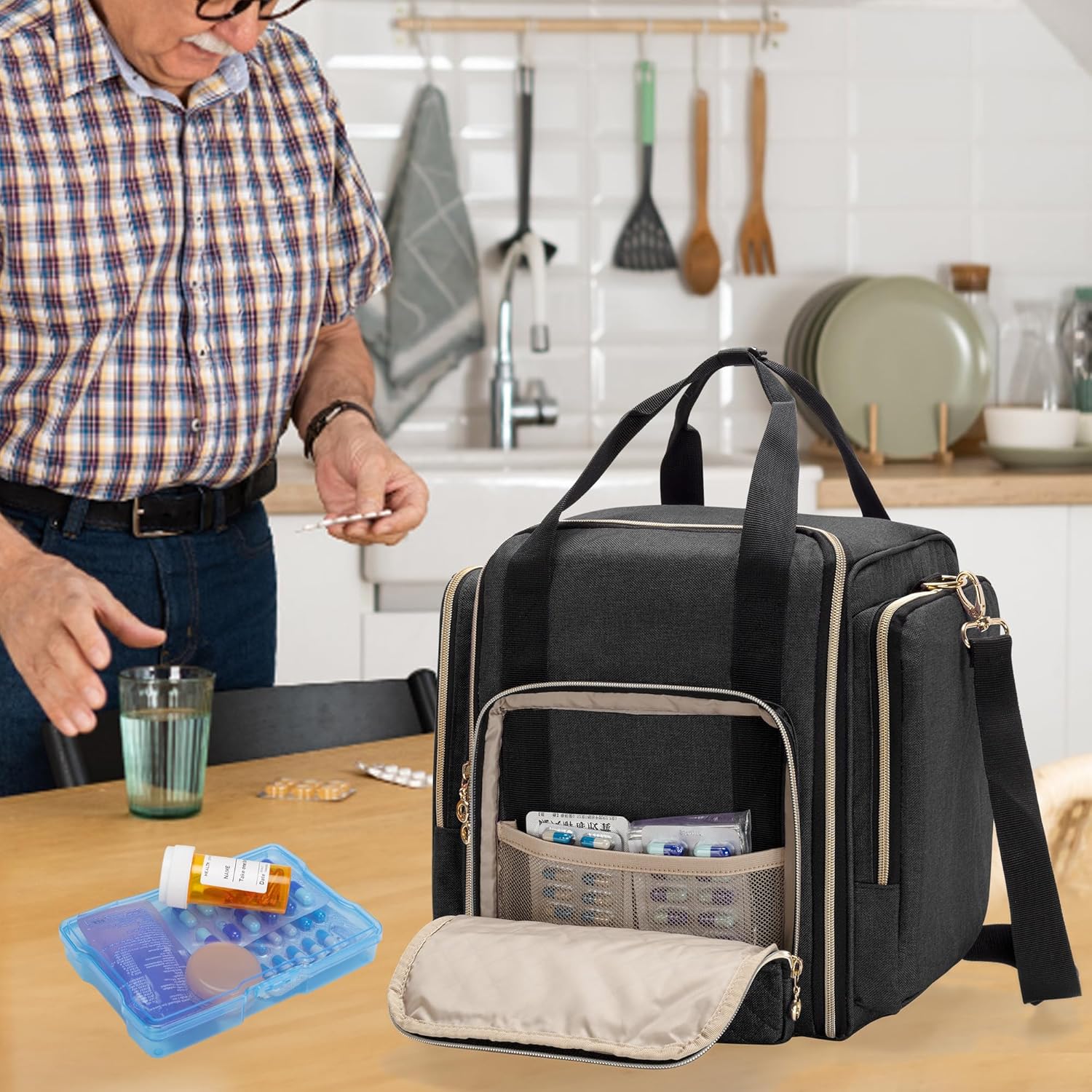 large-medicine-bag-with-4-removable-inner-cases-for-home-or-travel-use---multifunctional-medicine-storage-bag---black-7