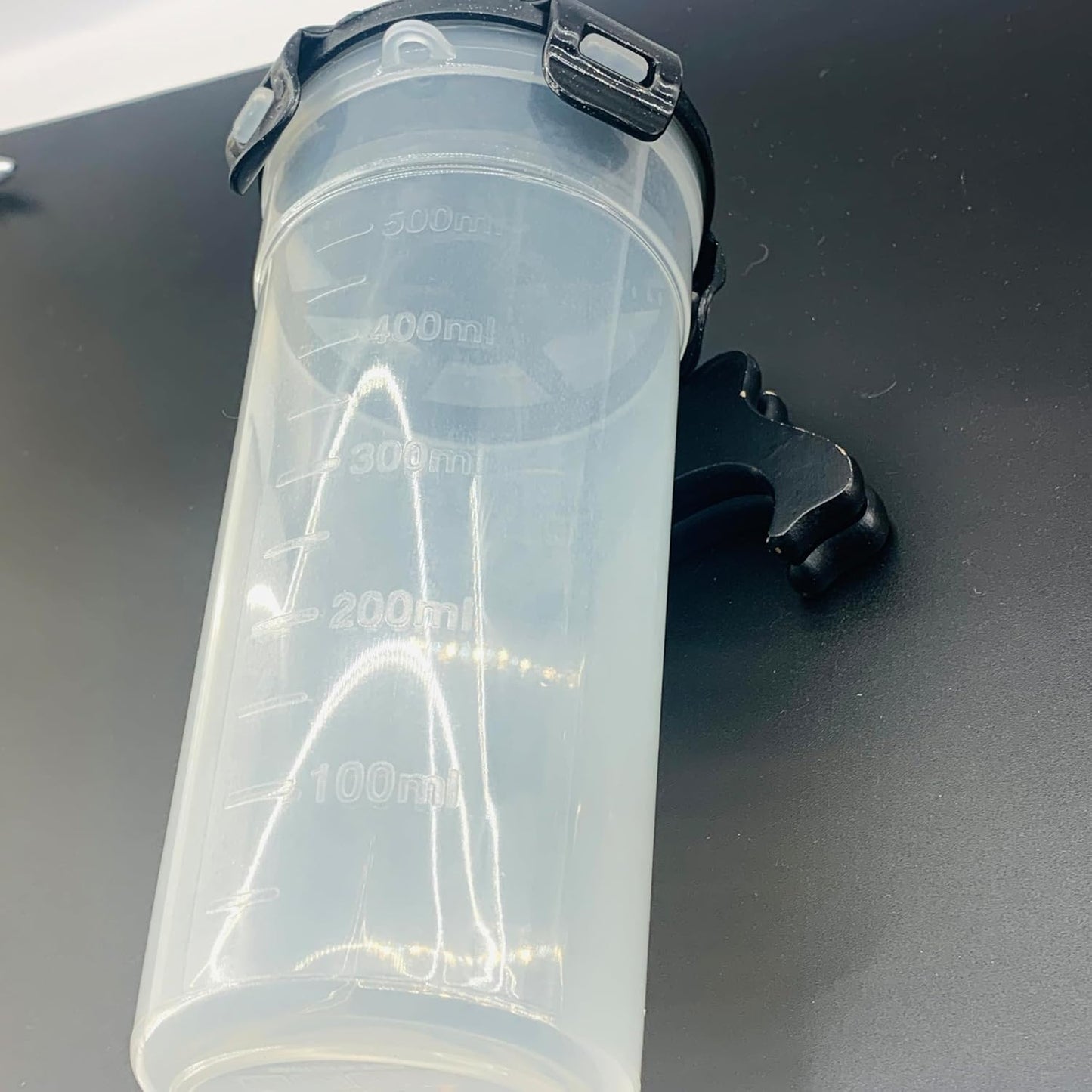 locklock-hpl934h-plastic-drink-mixer-bottle---500-ml-capacity-measurements---clear-container-with-leak-proof-twist-off-lid---steel-gray-sports-cap-7