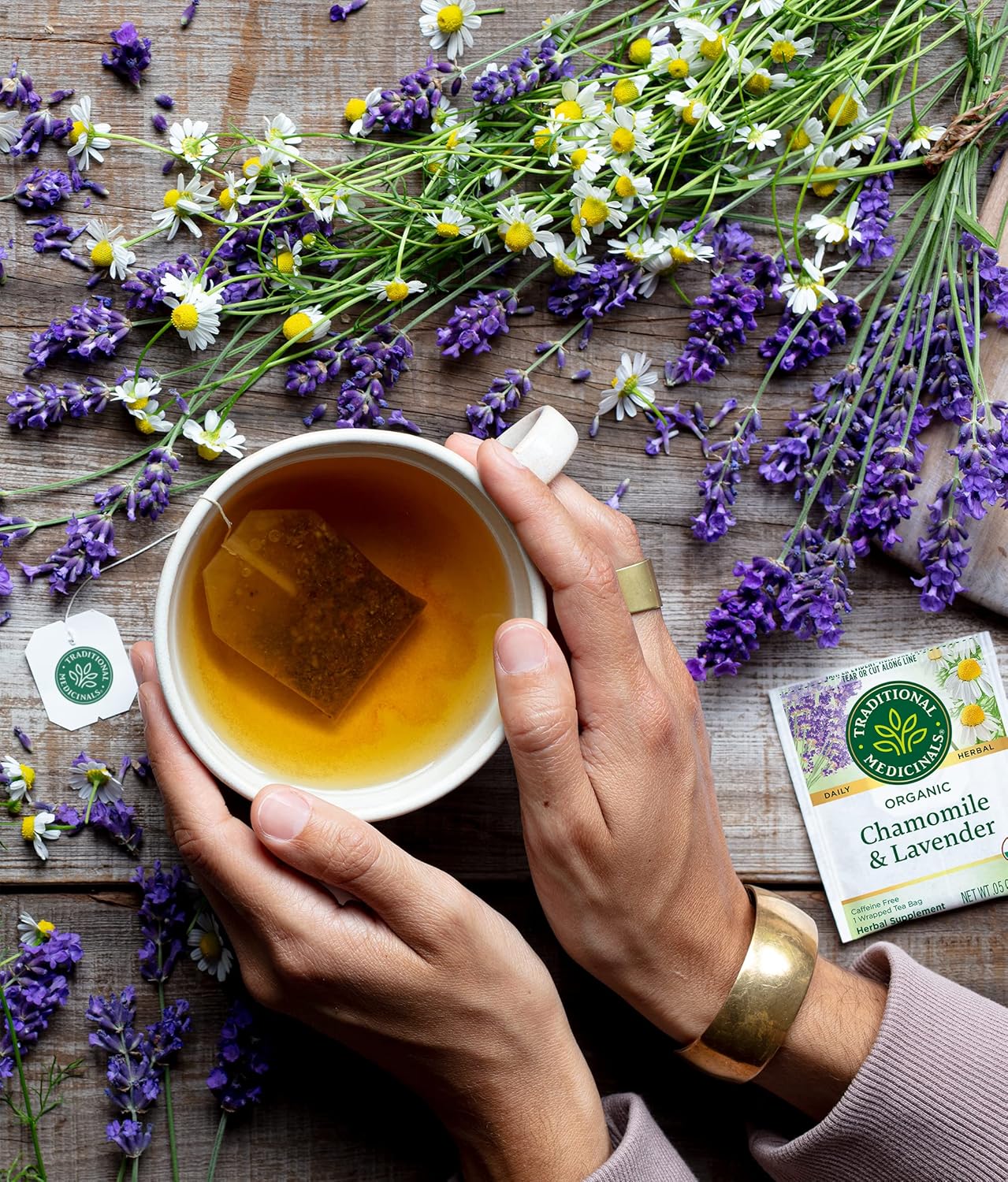 organic-chamomile-and-lavender-herbal-tea---16-tea-bags-traditional-medicinals-9