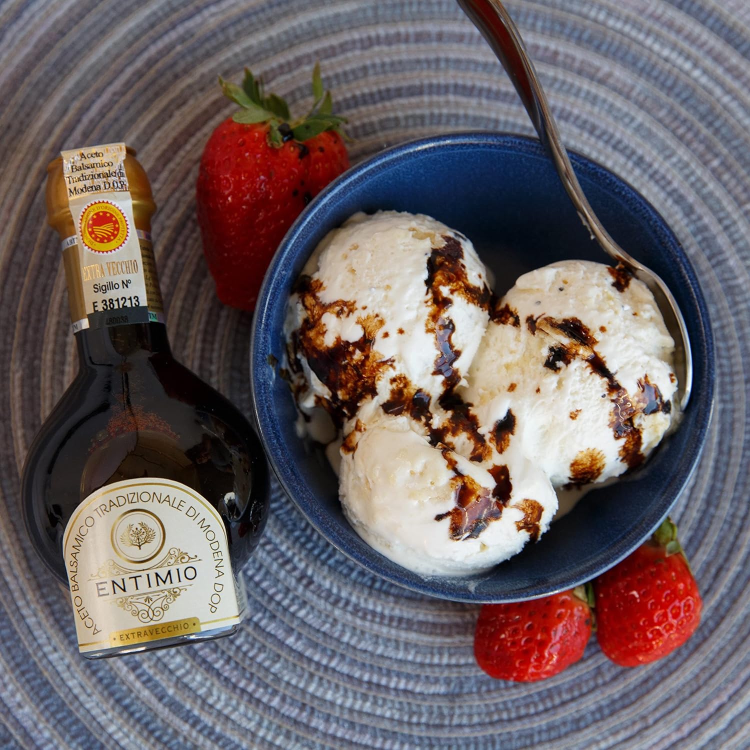 authentic-entimio-extra-vecchio-dop-aged-25-years-modena-balsamic-vinegar-giftbox---small-family-producer---34-fl-oz-4