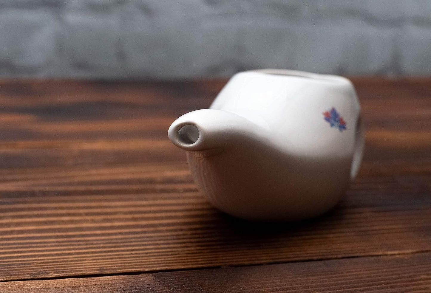 top-rated-handmade-dove-white-ceramic-neti-pot-with-ergonomic-design-2