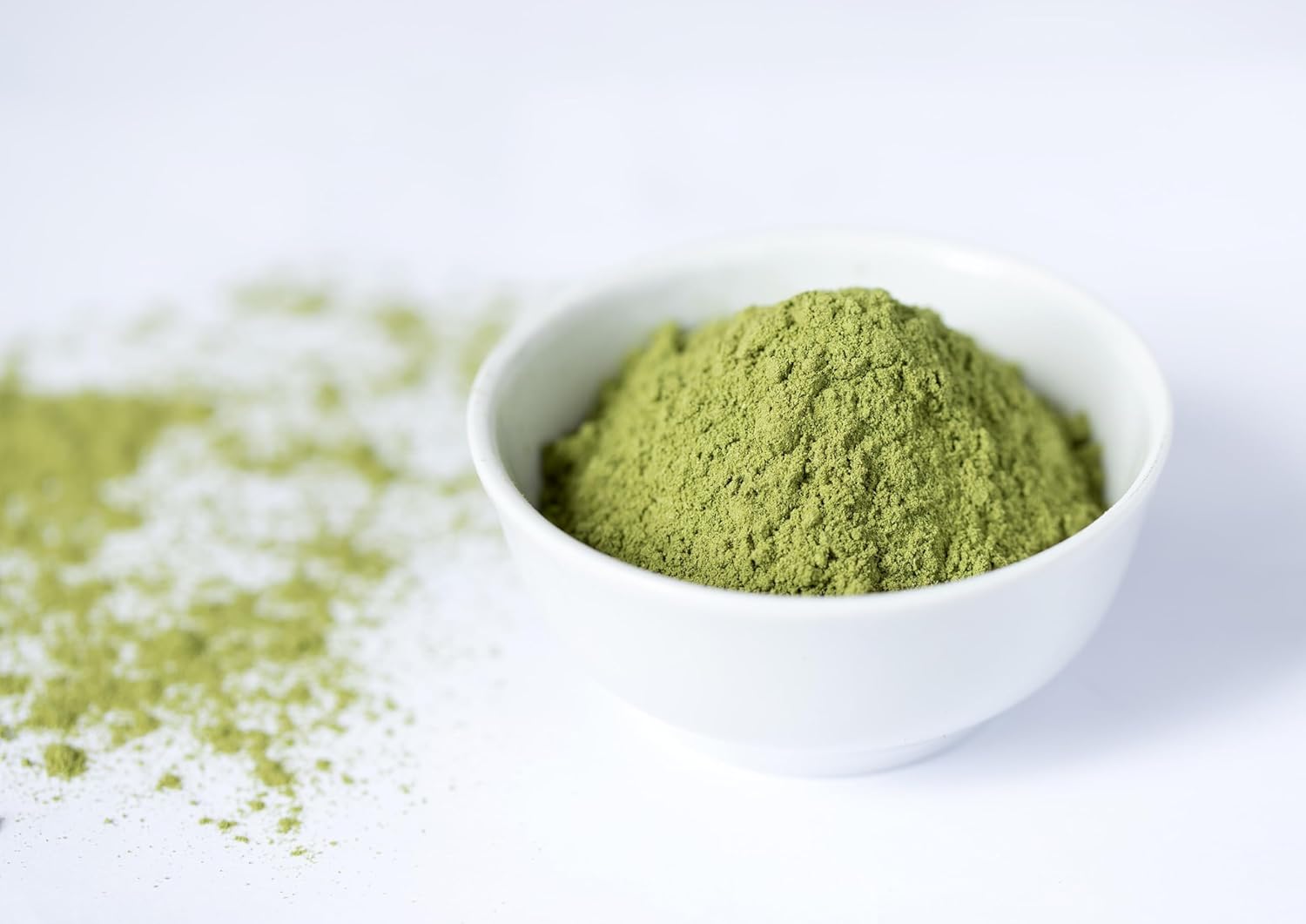 Alfalfa Powder 8oz - Vegan, Raw Dried Whole Young Leaves for Baking, Juices, Smoothies, Shakes, Tea, Instant Breakfast - Bulk Size by Food to Live