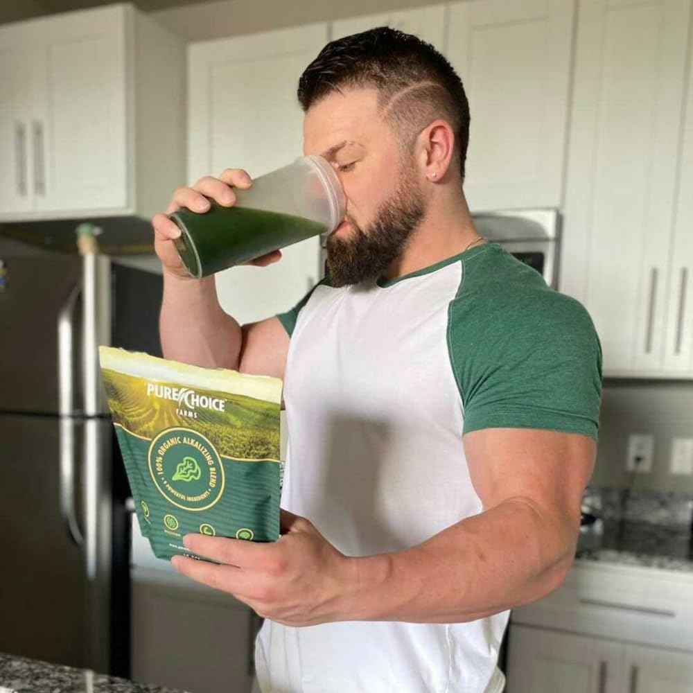 Organic Greens Superfood Powder, USA Grown - Kale, Alfalfa Grass, Wheatgrass, Barley Grass, Astragalus, Spirulina, Oat Grass & Chlorella, USA Grown (10.6 oz, 1 Month Supply)