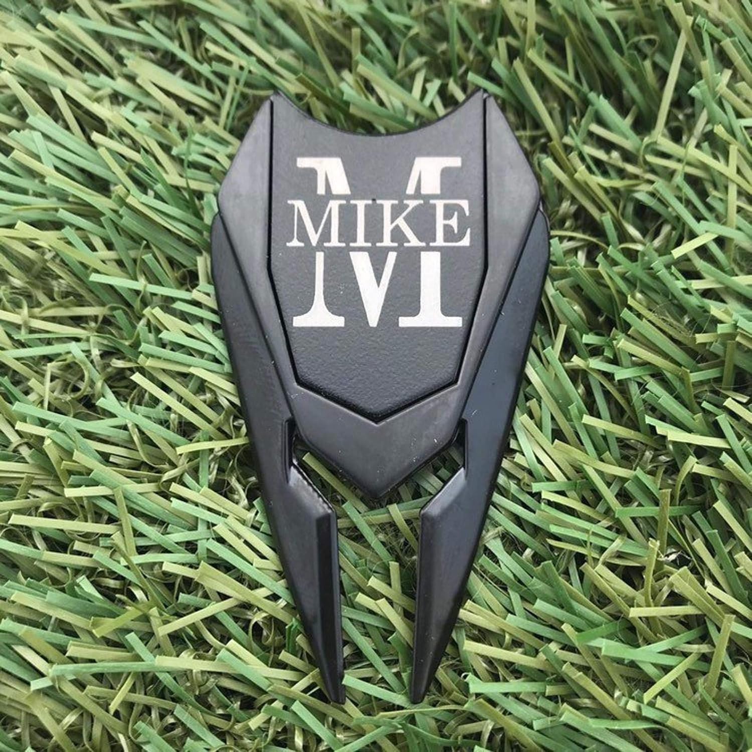 Personalized Engraved Golf Ball Marker and Divot Repair Tool Set - Custom Magnetic Groomsmen Gift for Best Man