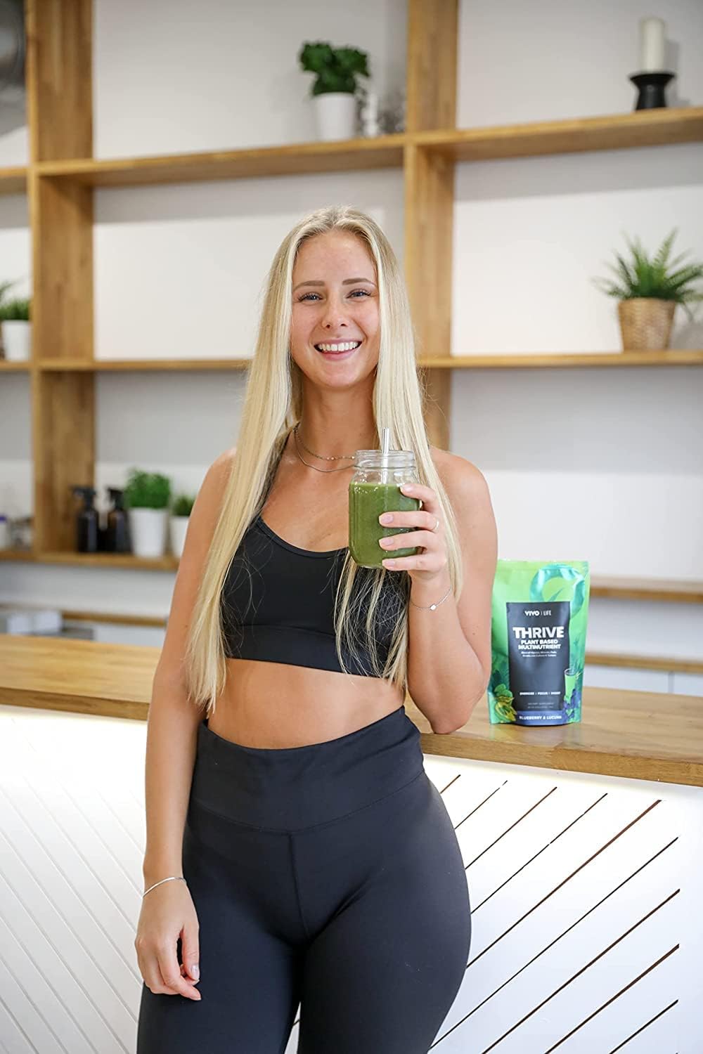 Vivo Life Thrive Superfood: Blueberry & Lucuma Flavour, 30 Servings - 8.46oz Vegan Powder with Vitamins, Minerals, Fruits, and Greens